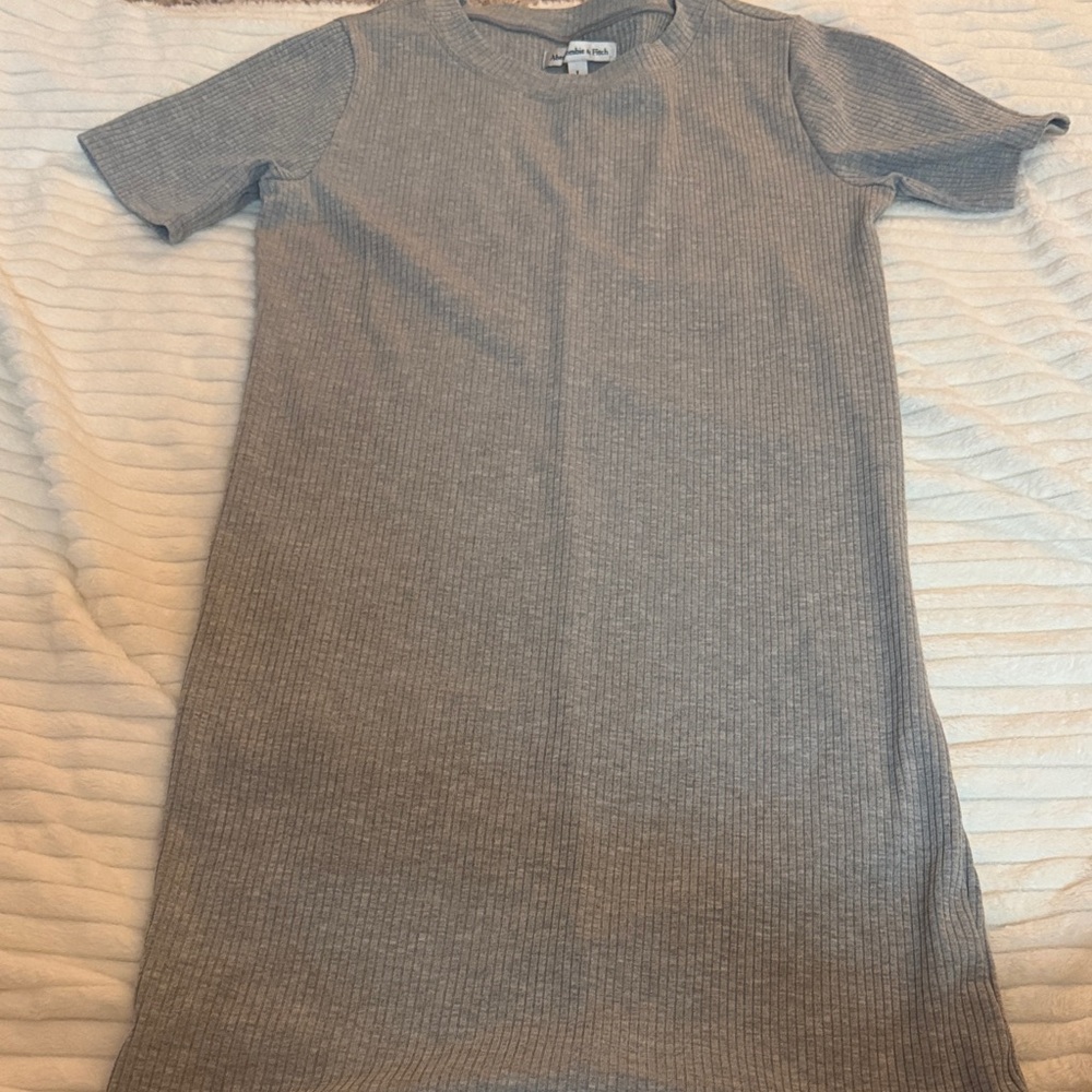 Abercrombie & Fitch Light Gray Ribbed Top